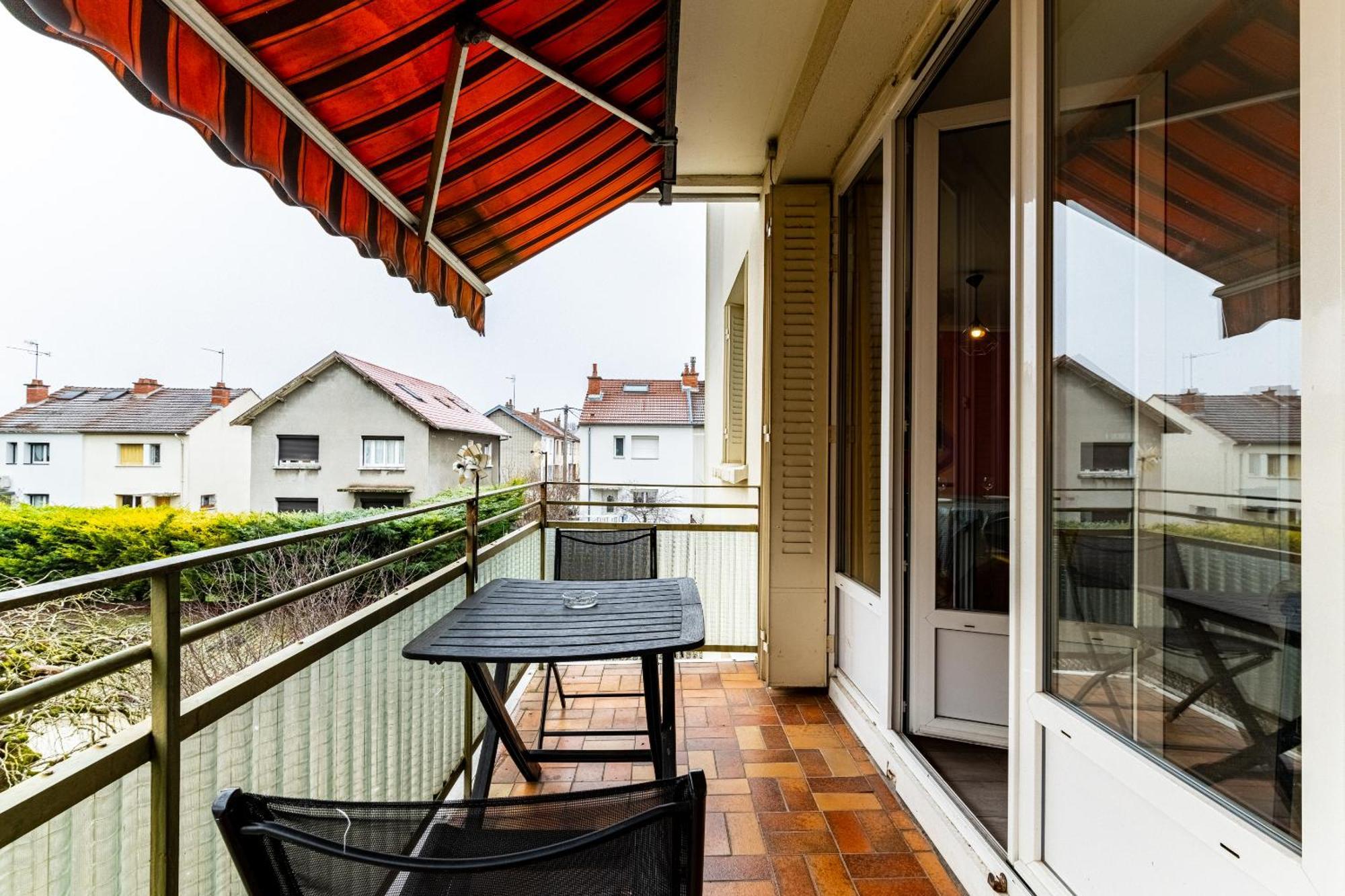 Parking Auditorium Proche Centre Appartement *