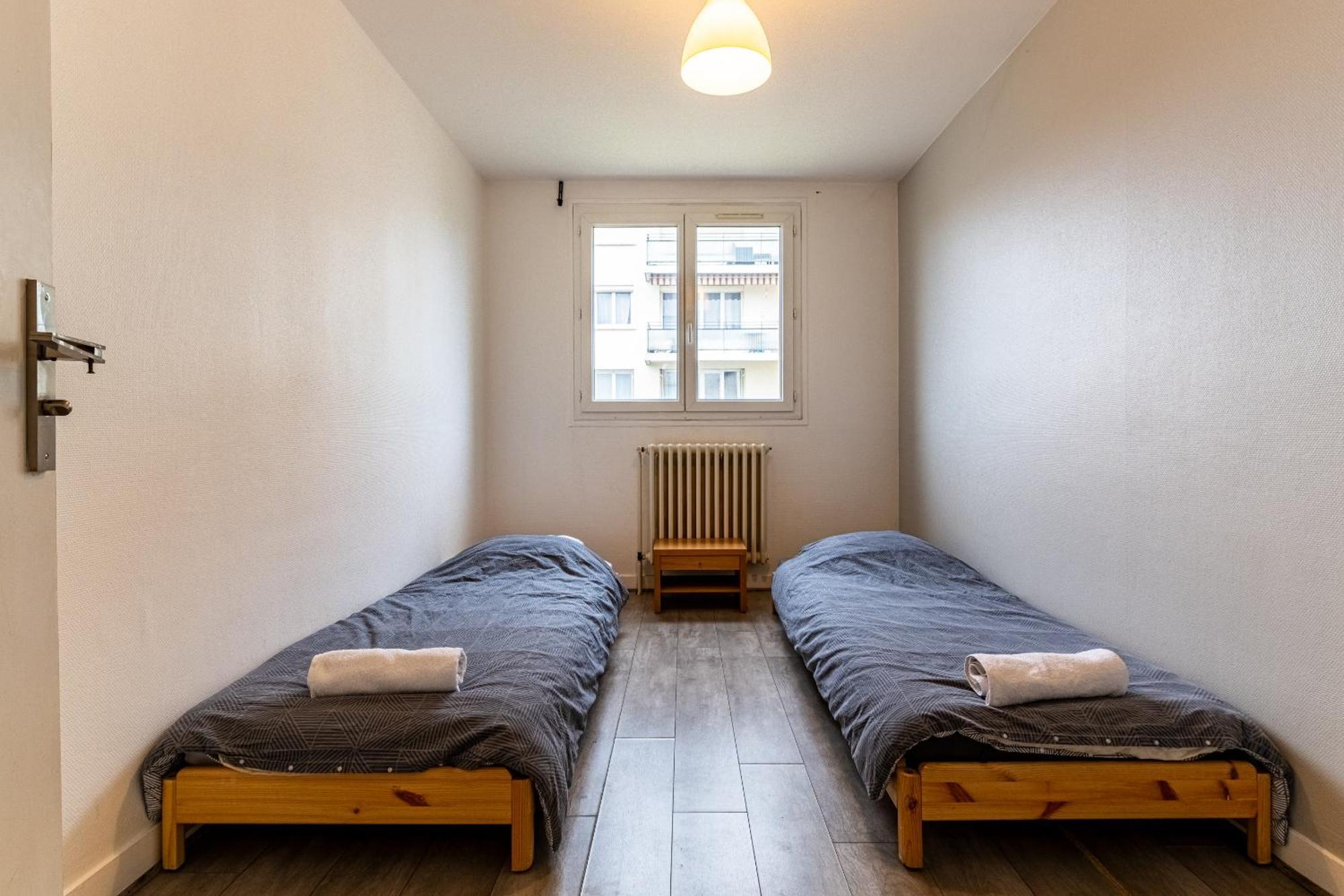Apartment Parking Auditorium Proche Centre *